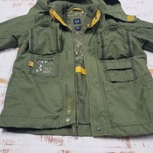 Green Gap Rain Coat EUC sz2